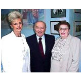 d02-Laura,Sal,&Rose.jpg